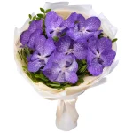 Букет из 7 орхидей ванда